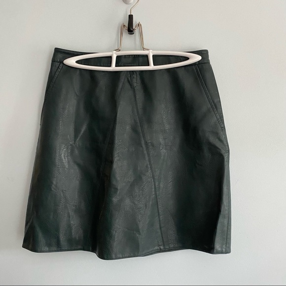 Zara Hunter Green Faux Leather A-line Skirt Small - Picture 4 of 13